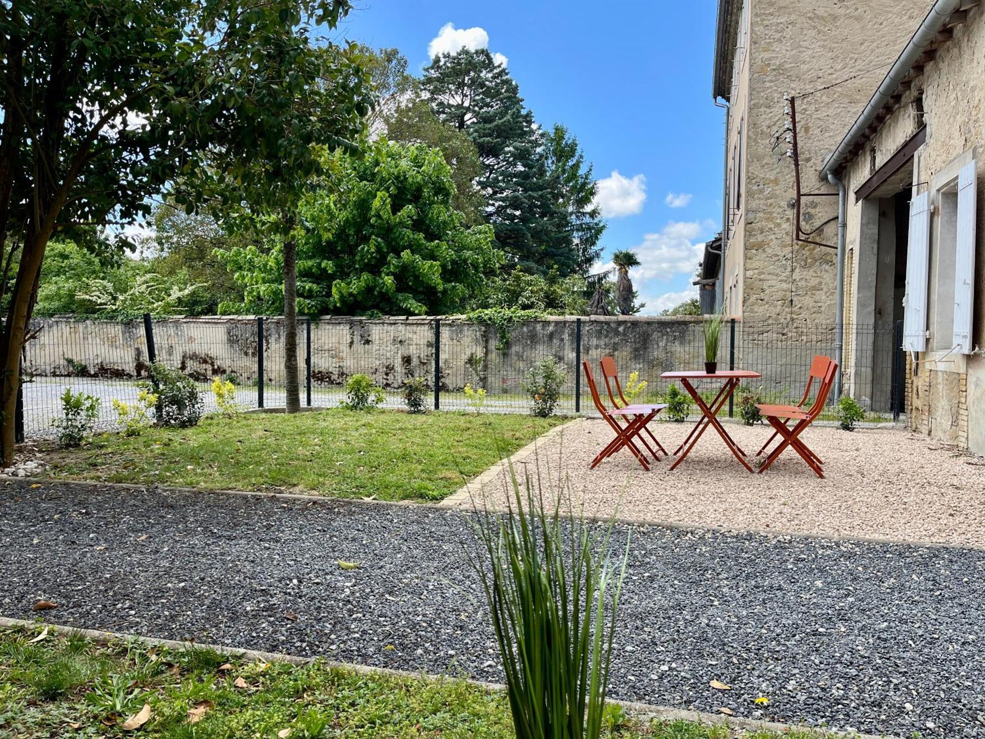 Le Riquet - Parking Et Jardin Prive, Clim, Rdc Castelnaudary Exterior photo